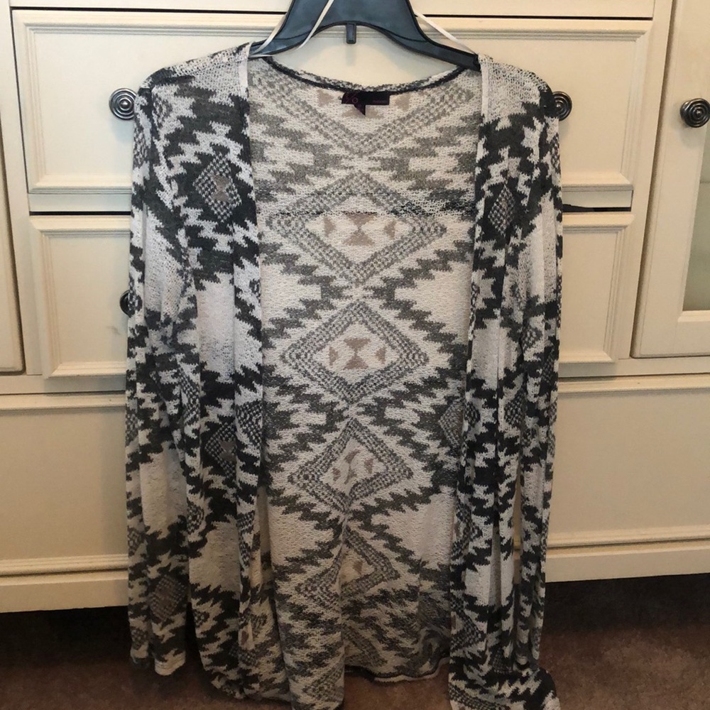 Patterned cardigan
